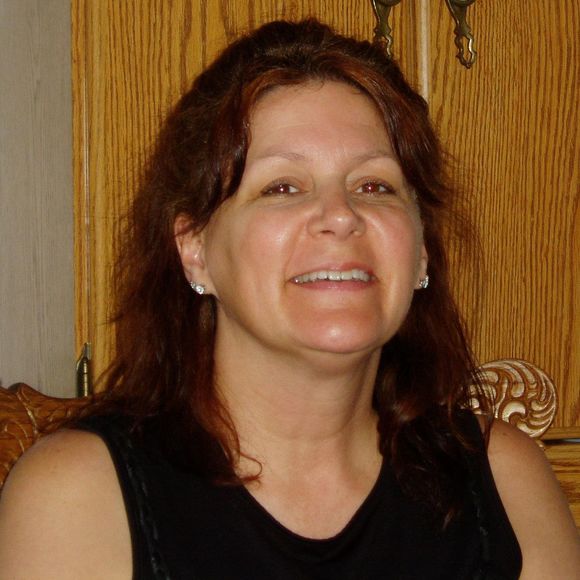 Meet your Posher, Andrea - Picture 1 of 1